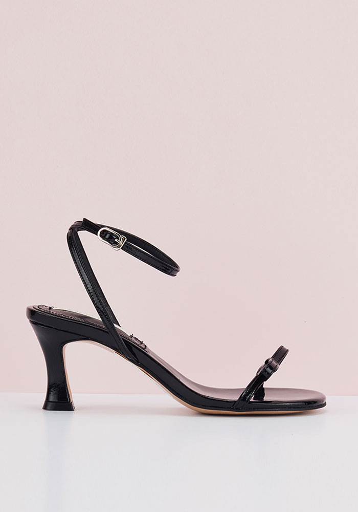 Ribbon sandal Heel (Black)