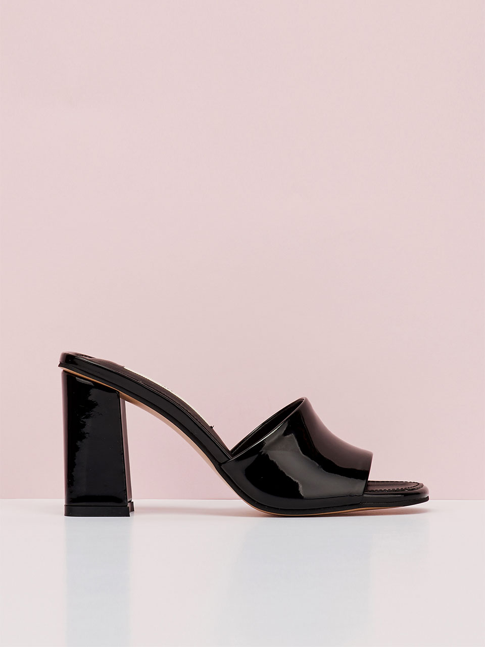 Enamel Sandal Heel (Black)