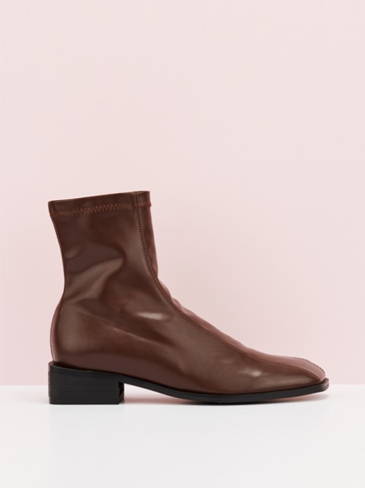 [김나영 픽] Line Span Boots (Brown)