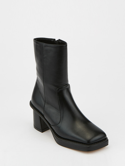 Chungky Ankle Boots (Black)