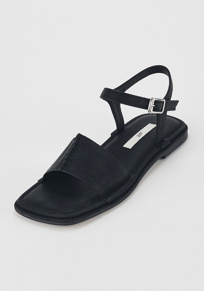 stitch strap sandals (Black)
