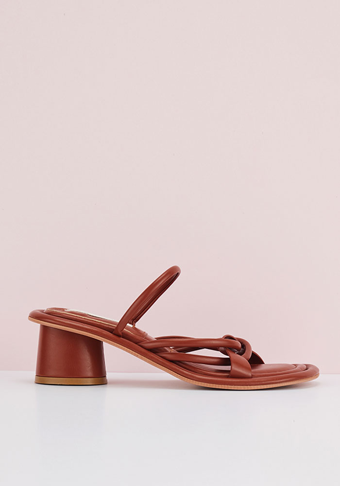 rope sandals (Brown)